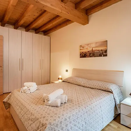 2 Bedroom Amazing In * Toscolano Maderno